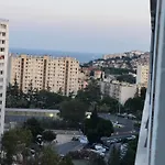 Private Room-3 In Hannana Apartment- 2 Min Walk To Tram 12 Min To Nice Train Station 15 Min To Massena Place